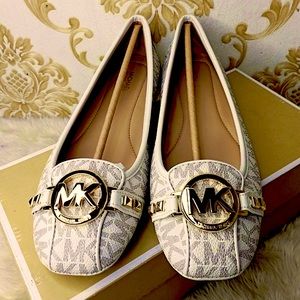 Michael Kors Flats